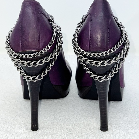 GUESS Women’s Seeri platform pumps women’s size 7 purple with silver chains. - Picture 13 of 16